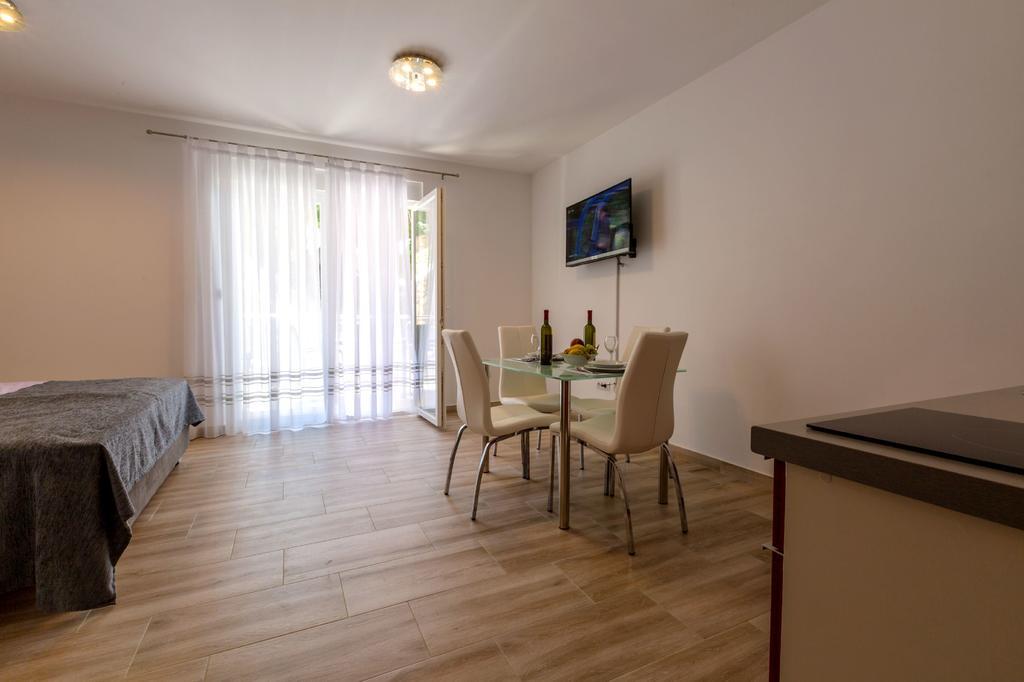 Villa Veronika Omiš Extérieur photo